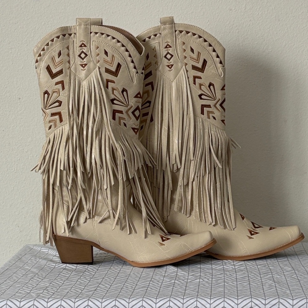 Fringe Western Boots - Cream
